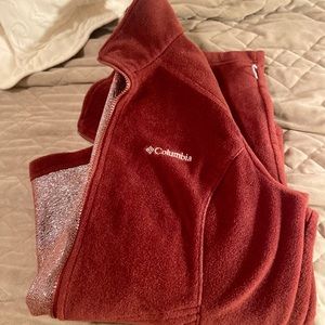 Red Columbia fleece